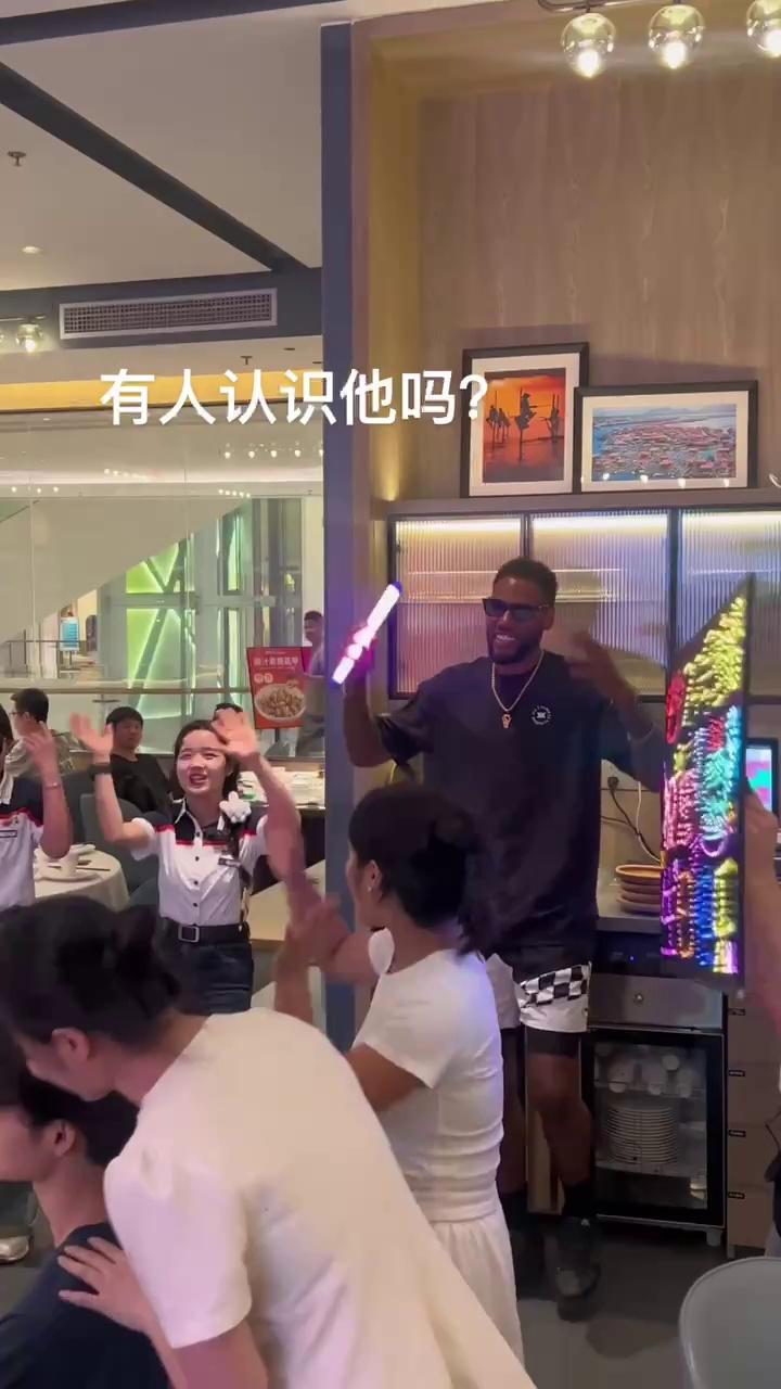 新利体育-威姆斯社媒分享日常：好久没回孟菲斯了，中国比孟菲斯安全(孟菲斯相当于中国哪个城市)