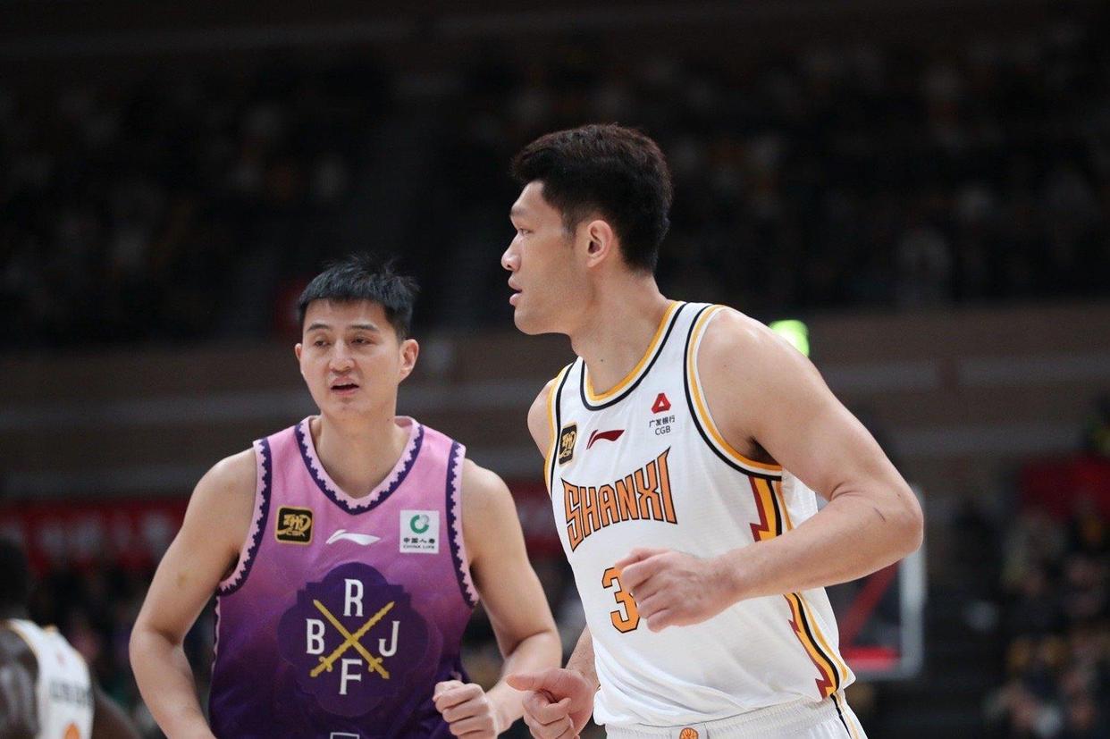 山西队球员贾明儒更新日常，晒出休赛季训练视频的简单介绍